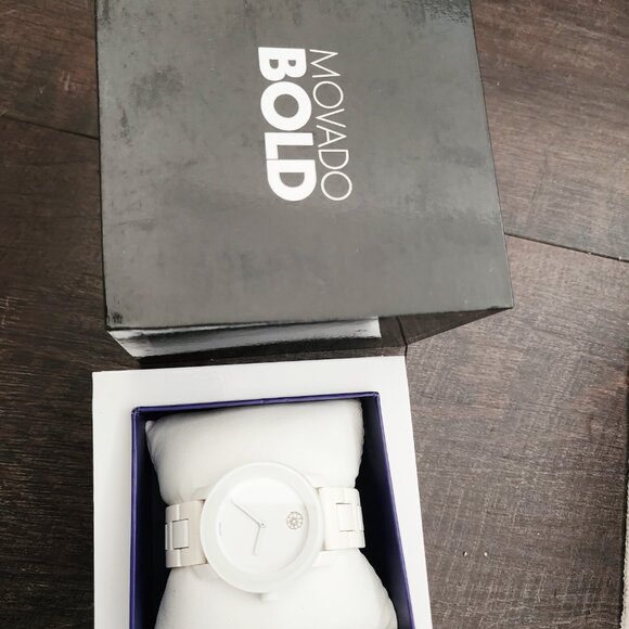 Movado BOLD Evolution 2.0 white ladies watch with crystals main image 4